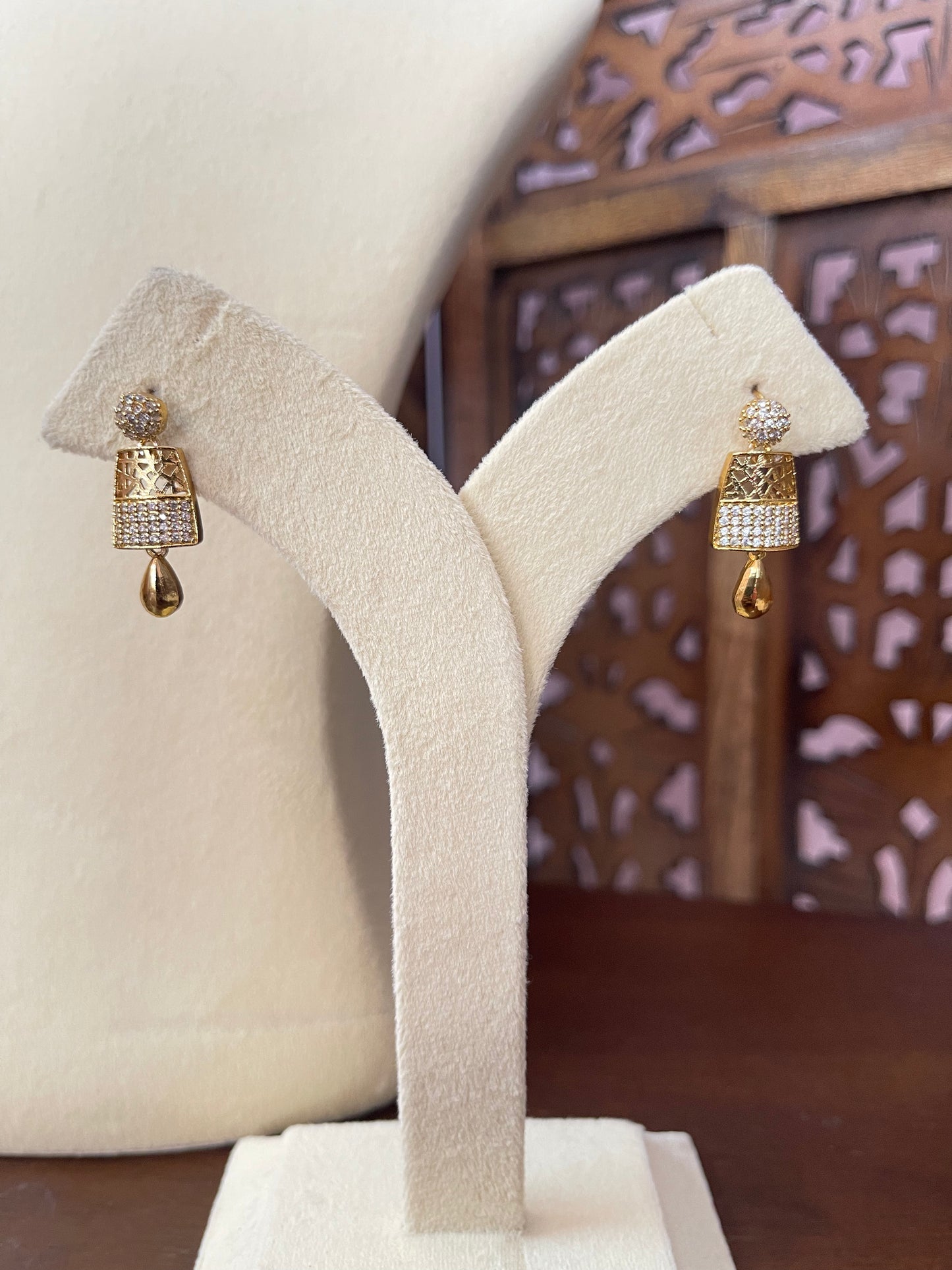 Boxy Necklace