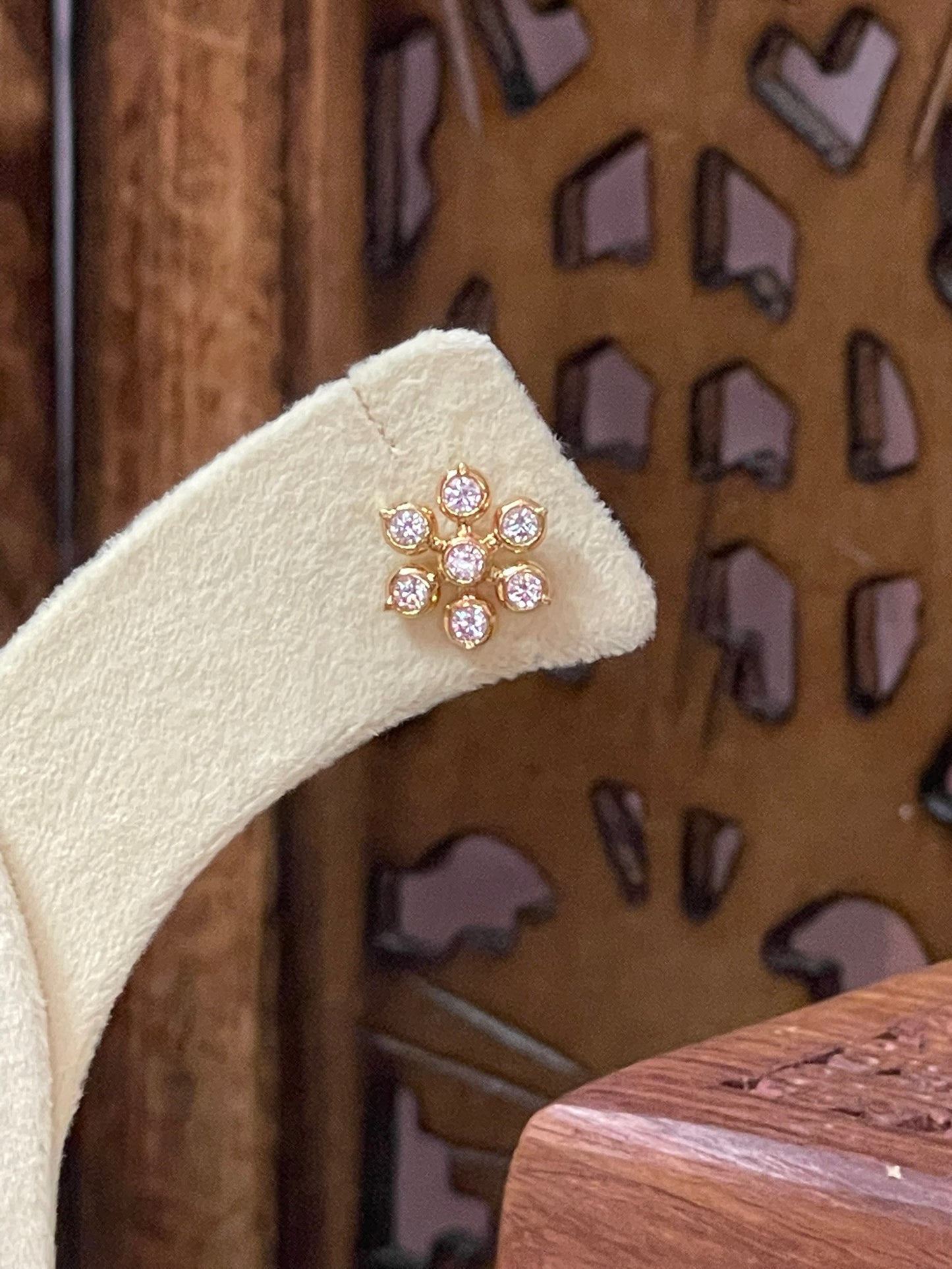 Micro gold plated Vintage Ear studs - Design 01
