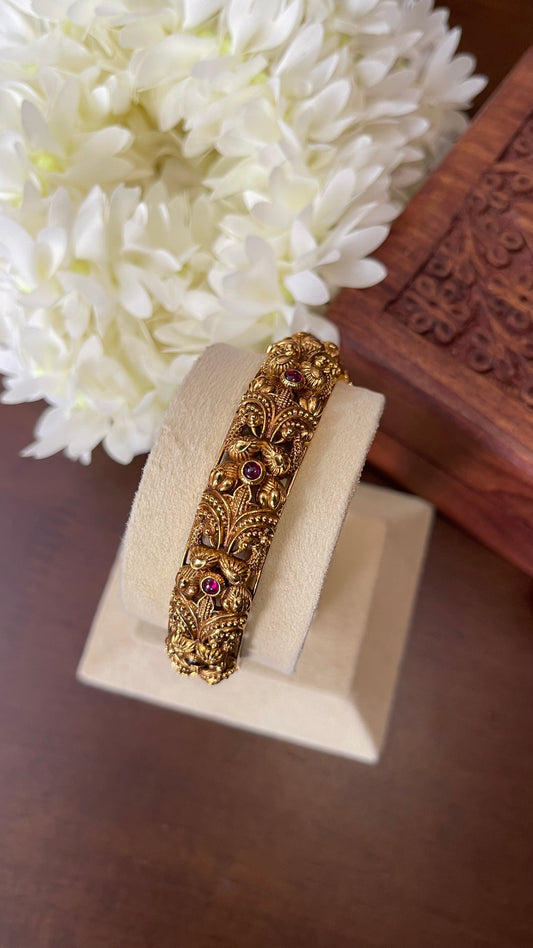 Antique Gold Nakshi Openable Kada Bangle - Single