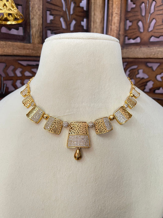 Boxy Necklace