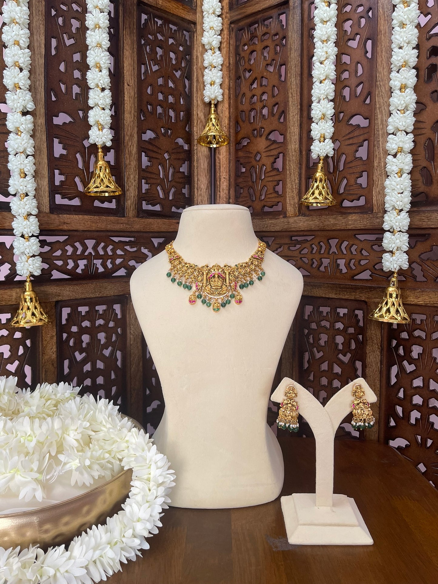 Antique Jadau Necklace Set