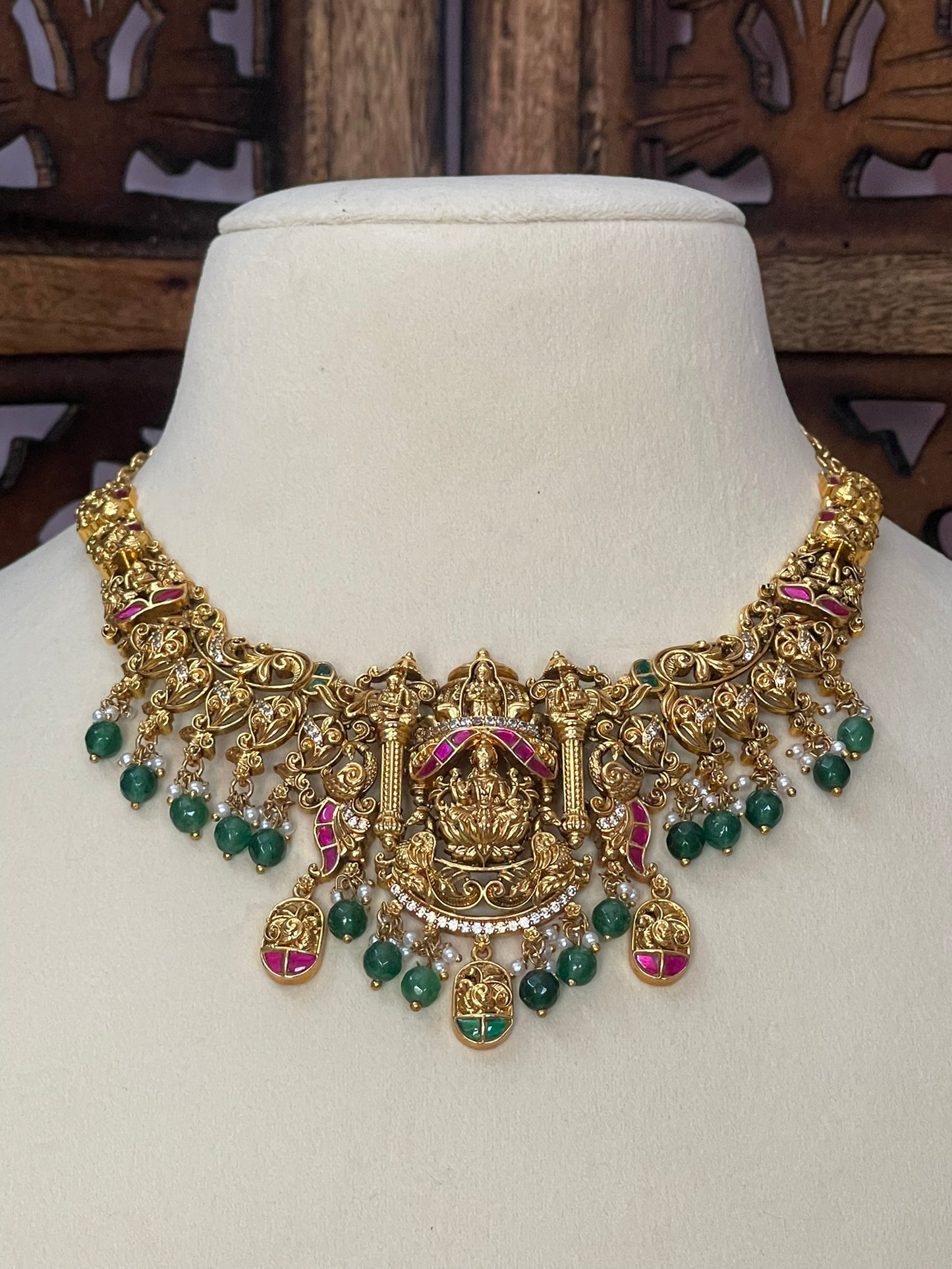 Antique Jadau Necklace Set