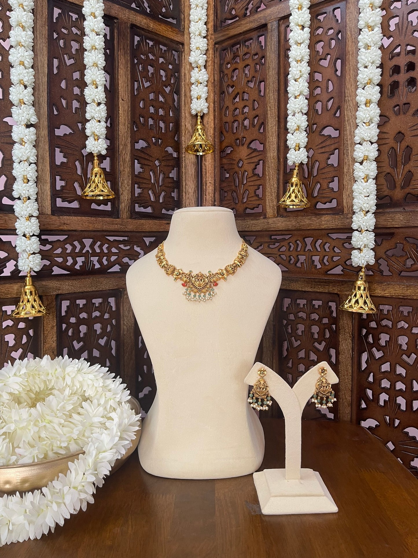 Antique Lakshmi-Elephant Coral Necklace Set