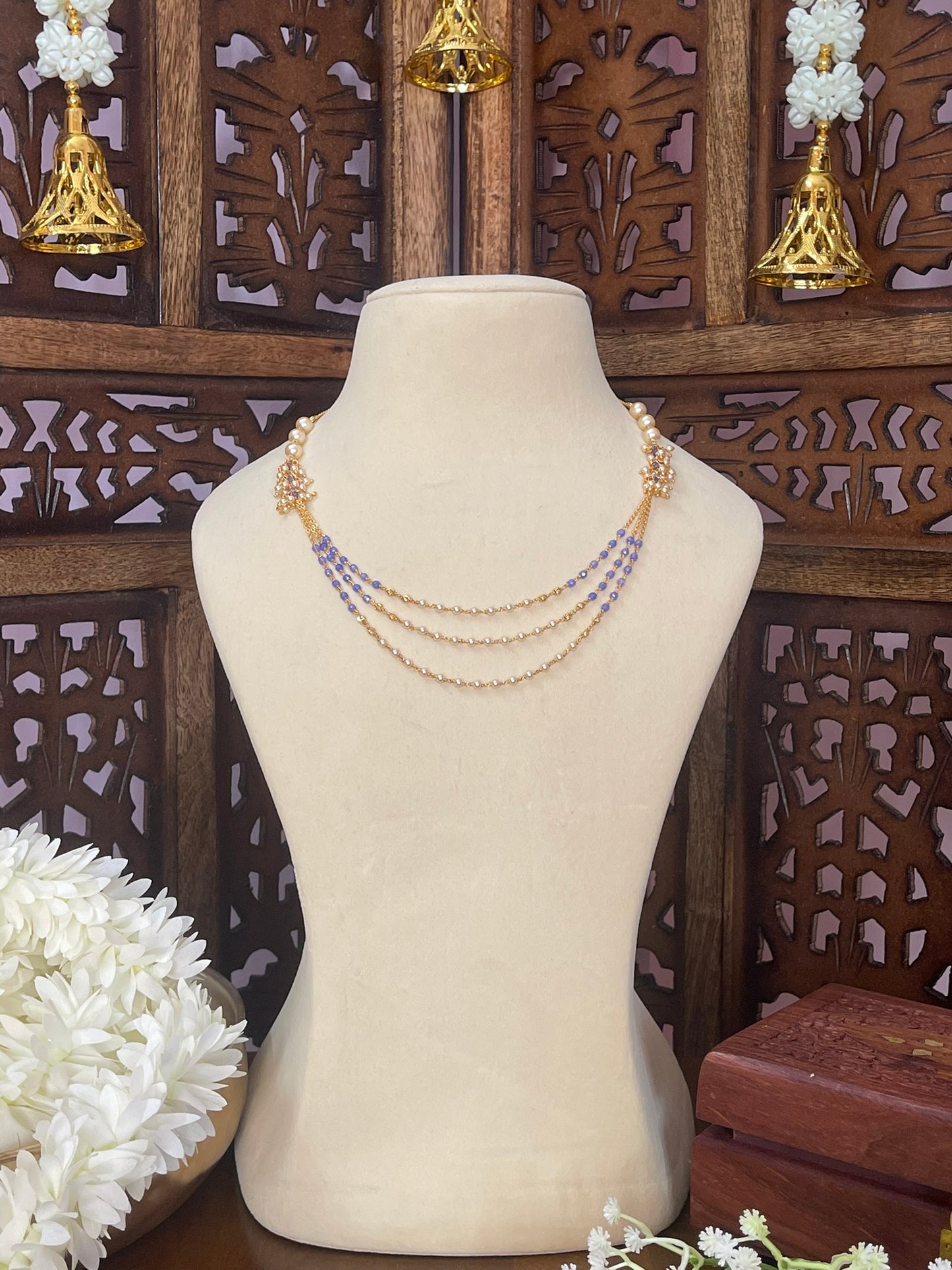 Three Layer Pearls & Lavender Beads Maala