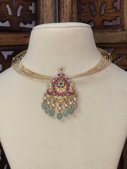 Jadau Pendant Hasli Necklace