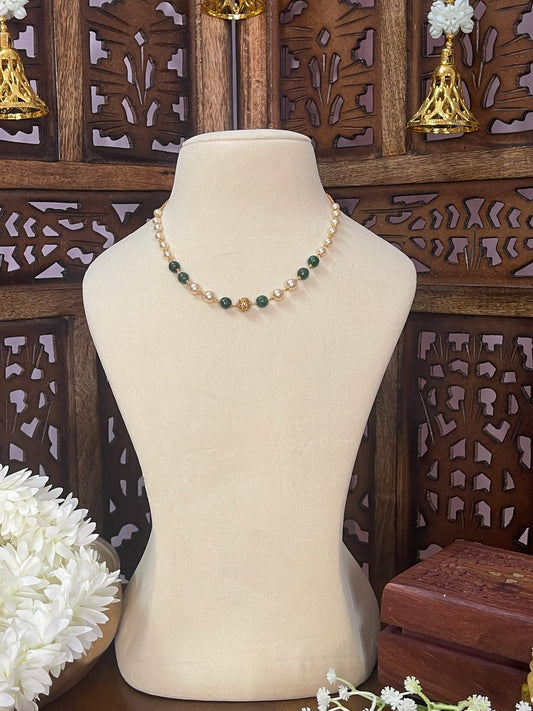 Antique Pearl Red/Green Ball Chain Necklace