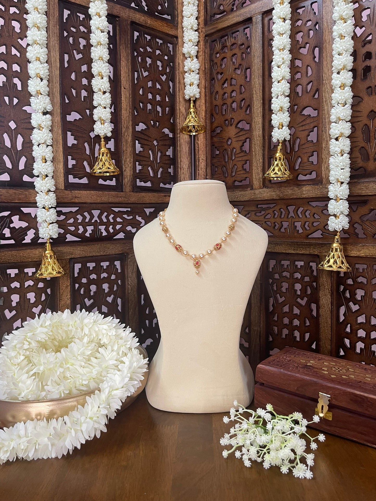 Antique Coral Pearls Beads Chain Necklace