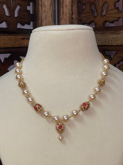 Antique Coral Pearls Beads Chain Necklace