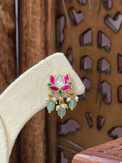 Jadau Lotus Ear studs