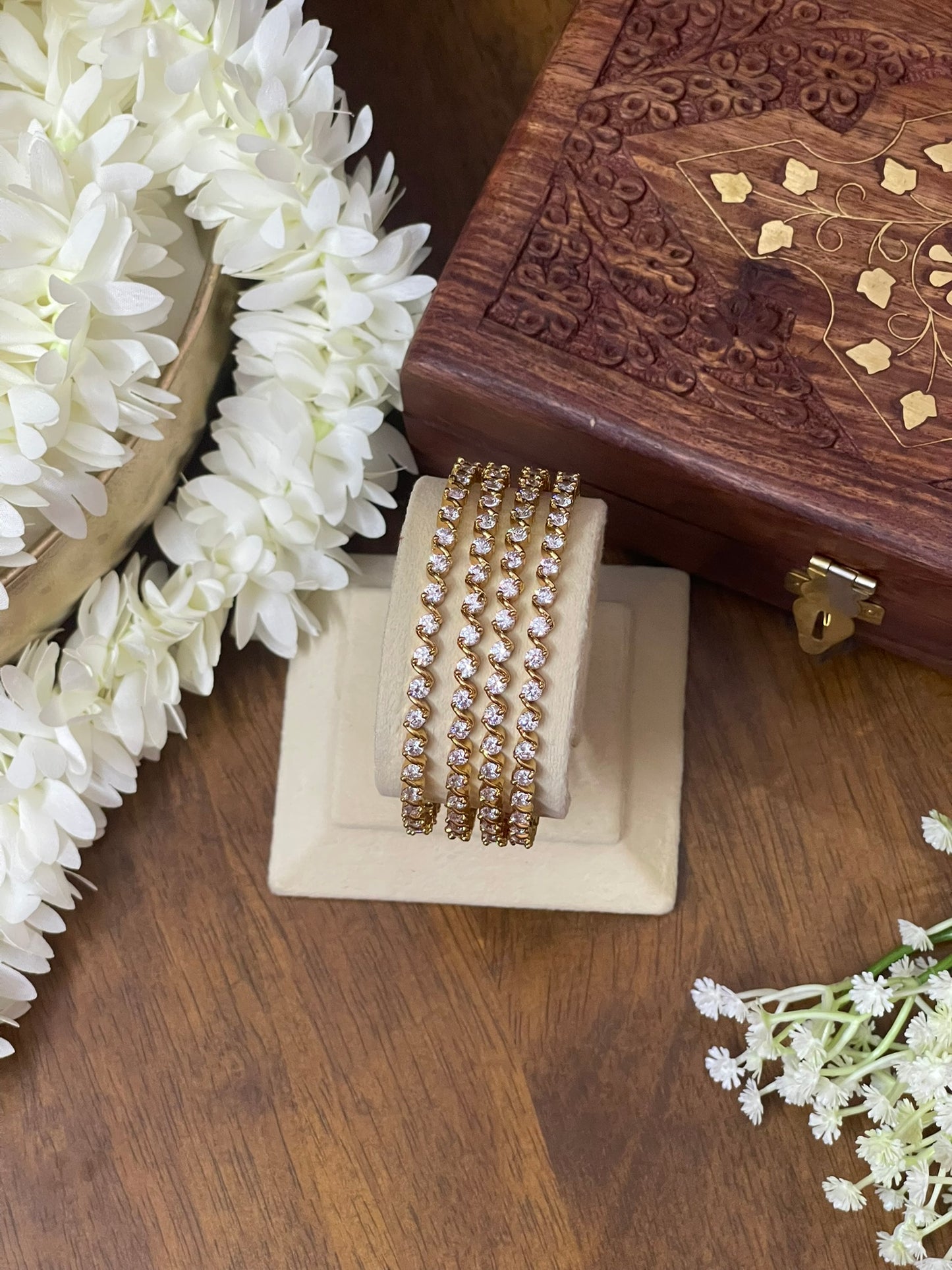 Diamond Inspired Twisted Line Bangles - 4 pcs