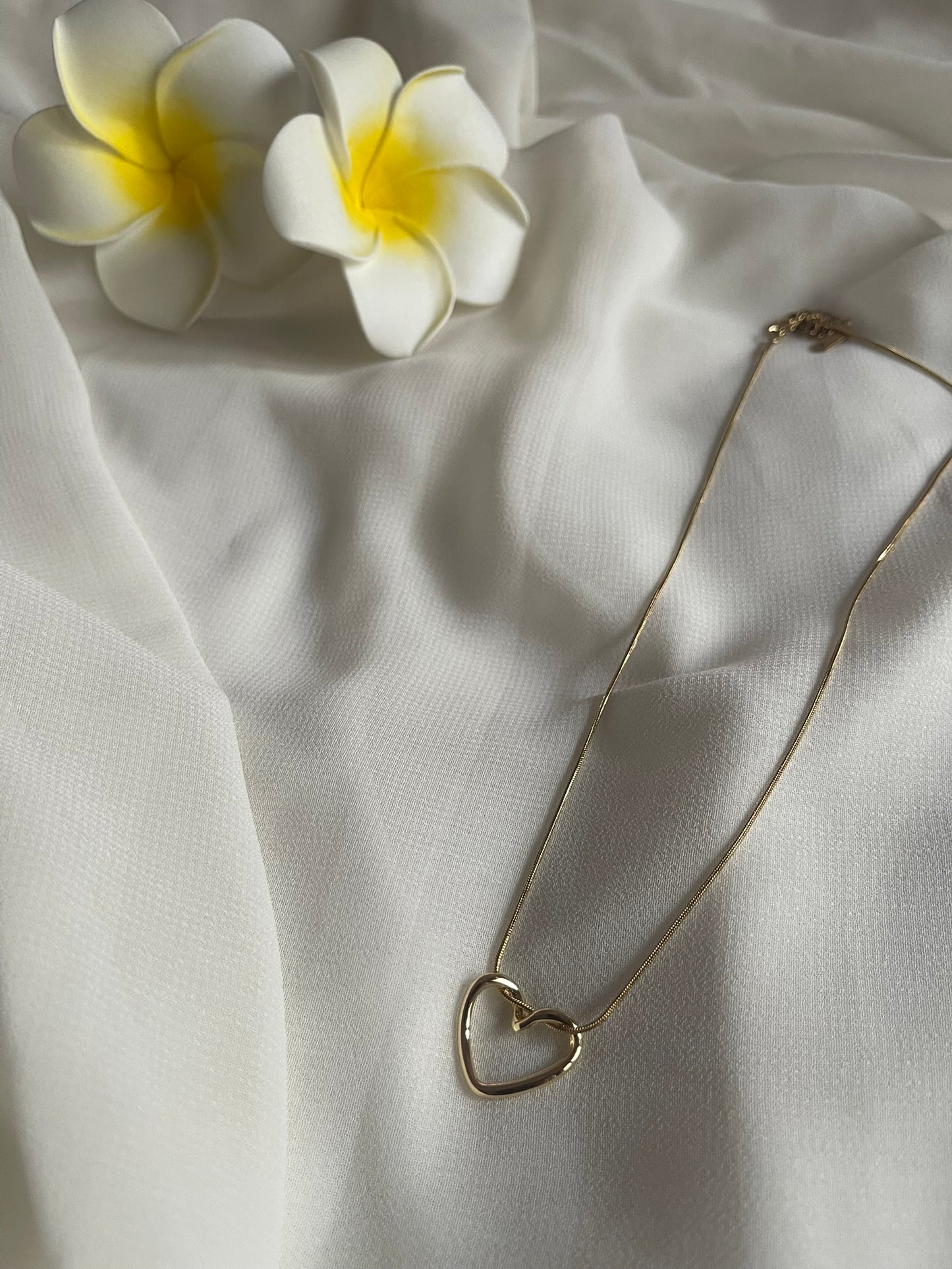 Amore Pendant Chain