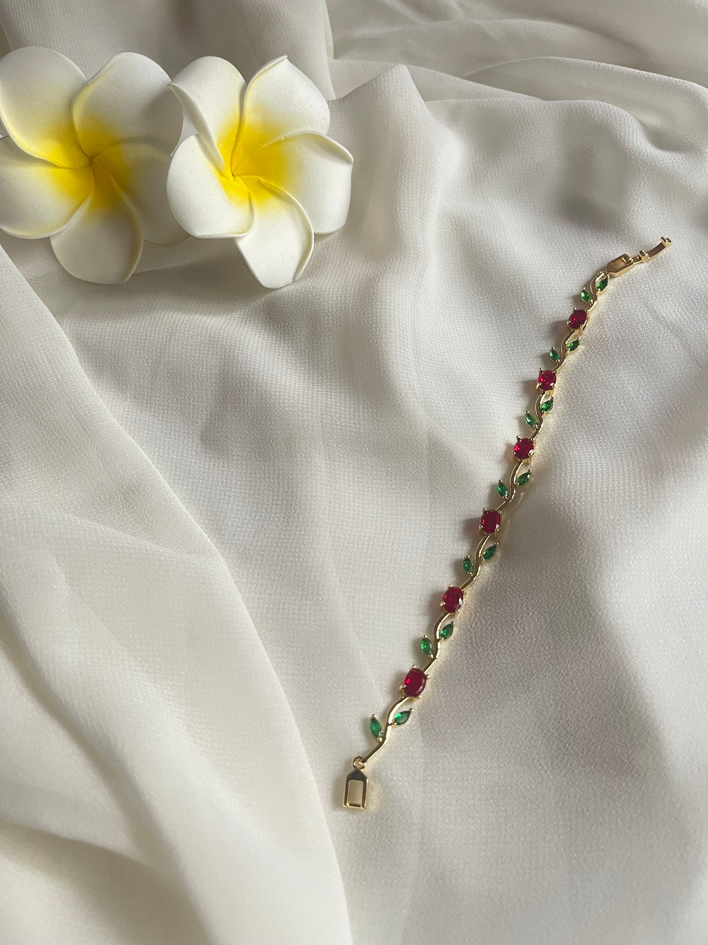 Tulip Chain Bracelet