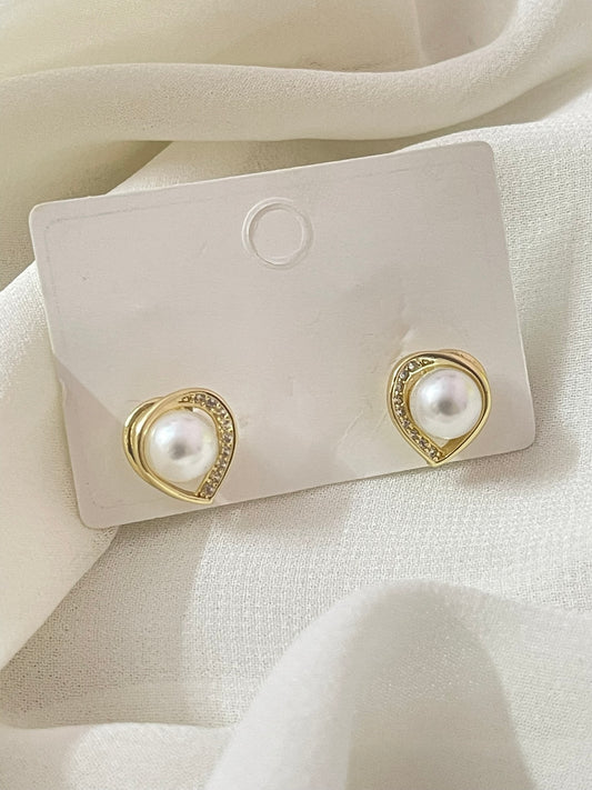 Pearl Heart Earrings